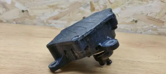 Toyota RAV 4 (XA30) Vacuum pump