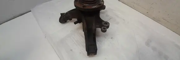 Peugeot 5008 II Front wheel hub