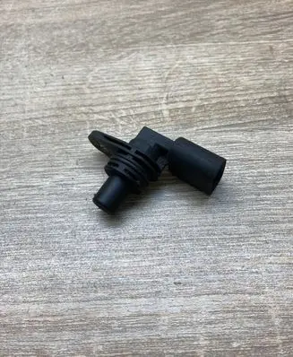 Volkswagen Golf V Camshaft position sensor 036907601B