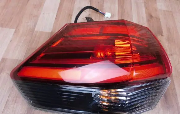 Nissan X-Trail T32 Rear/tail lights 265556FP0A