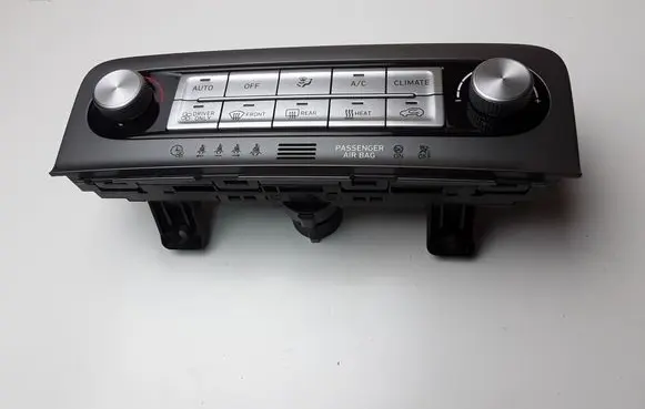 Hyundai Kona I Air conditioner control unit module 97250K4AK1