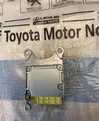 Toyota Auris E180 Airbag control unit/module 8917002C30