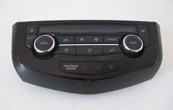 Nissan Qashqai Air conditioner control unit module 275004EA0A
