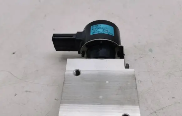 Air conditioning (A/C) expansion valve