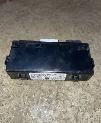 BMW 5 E39 Comfort/convenience module 613569042559 689667 00199251