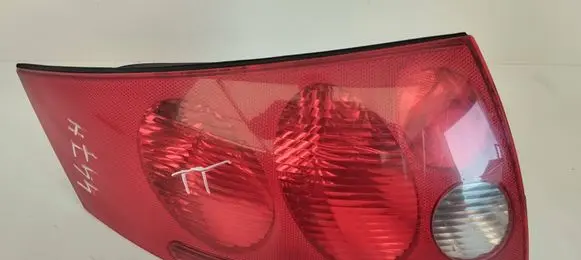 Audi TT Mk1 Rear/tail lights 89100109