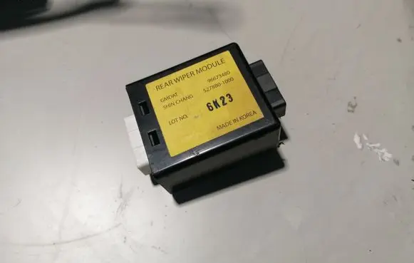 Opel Antara Window wiper relay 5278B01000 96673480