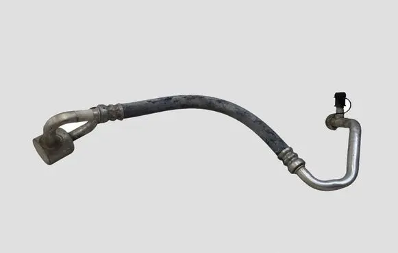 Volvo V40 Air conditioning (A/C) pipe/hose