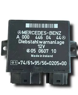 Mercedes-Benz Vito Viano W639 Alarm control unit/module A0004460444