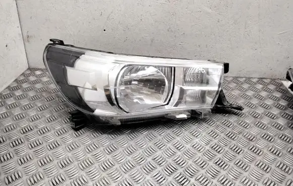 Toyota Hilux (AN120, AN130) Headlight/headlamp 811100K791