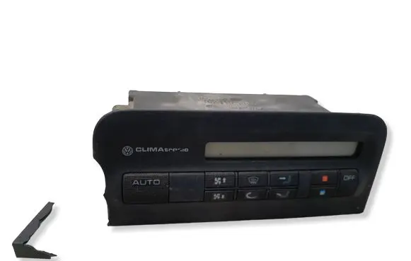 Volkswagen Golf III Climate control unit 1H0907044A 5HB00679710