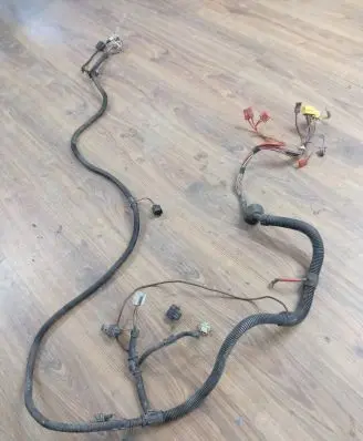 Volkswagen Transporter - Caravelle T4 Headlight/headlamp wiring loom/harness 