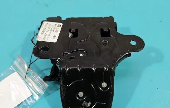 Chevrolet Cruze Tailgate/trunk/boot lock/catch/latch 13501988 IMPRK1473033