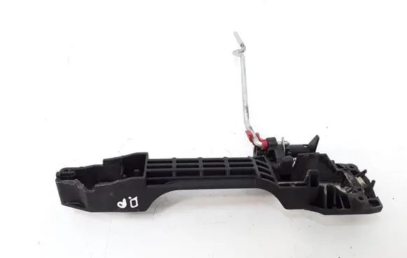 Toyota Avensis T250 Front door exterior handle/bracket 