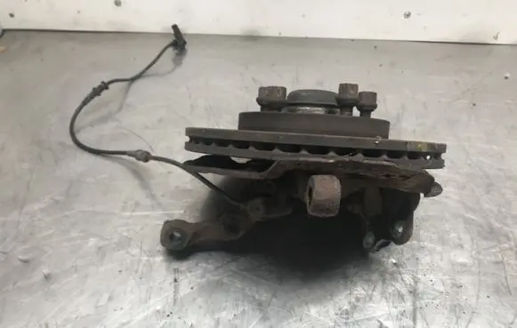 Mercedes-Benz A W168 Front wheel hub