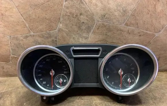Mercedes-Benz GLS X166 Speedometer (instrument cluster) A1669000022 A1669018506