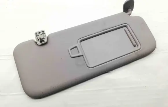 Sun visor