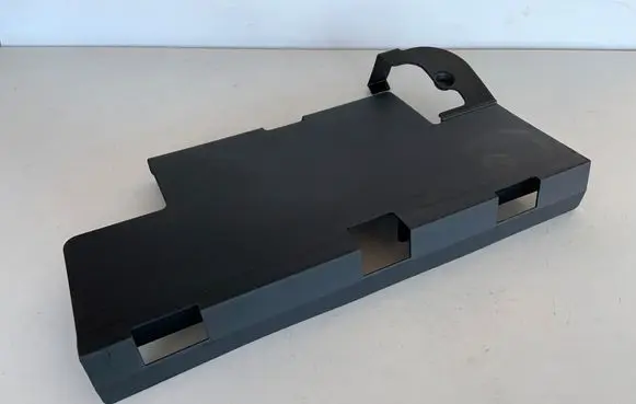 Audi A7 S7 4G Battery box tray cover/lid 8K0915429G