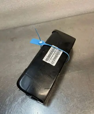 Peugeot 208 I Trunk lid opening control unit 