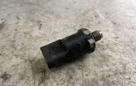 Fuel pressure sensor