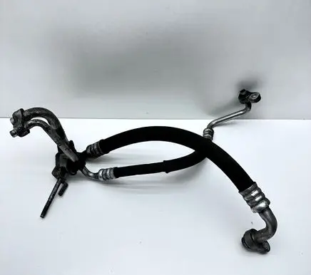Opel Insignia A Air conditioning (A/C) pipe/hose 13220107