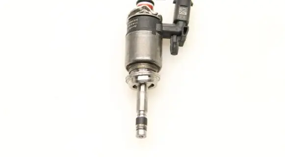 Audi A3 S3 8V Fuel injector 04E906036AD