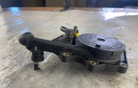 Intake resonator