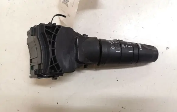 Nissan Primera Wiper control stalk 25260AV615 3522