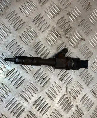 Renault Trafic II (X83) Fuel injector 3200238528