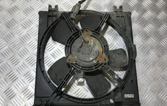 Mazda 626 Radiator cooling fan shroud rf2a