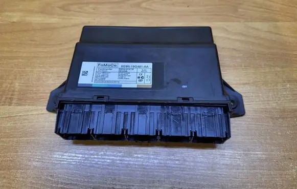 Volvo XC60 Keyless (KESSY) go control unit/module 8G9N19G481AA 5WK49167M