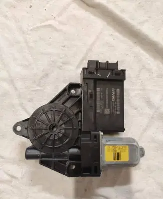 Volvo S60 Rear door window regulator motor 32283266