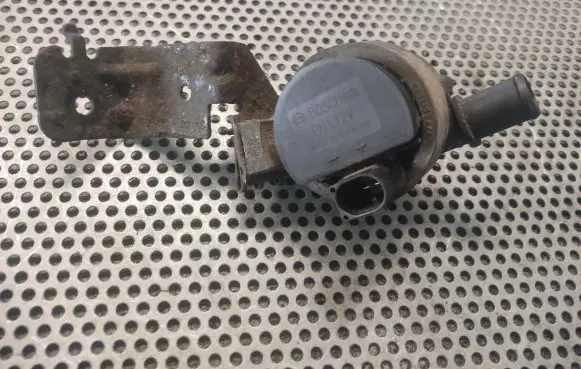 Opel Vivaro Water pump 0392023219