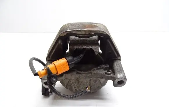 Audi A6 S6 C7 4G Engine mount vacuum valve 