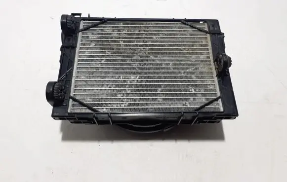 Volvo XC90 Optional radiator 30668669