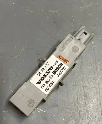 Volvo V70 Airbag deployment crash/impact sensor 9452777 003831 240702