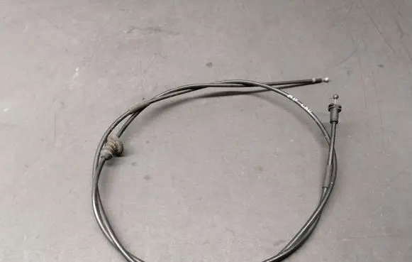 Engine bonnet/hood lock release cable