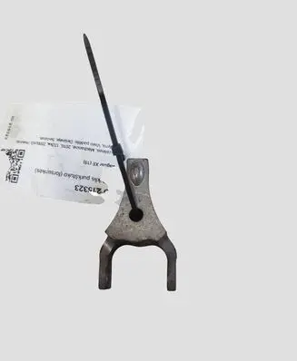 Jaguar XE Fuel Injector clamp holder