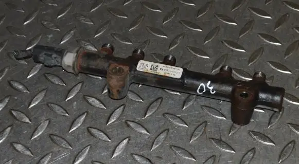 Ford Fiesta Fuel main line pipe 9685297580 9670076780