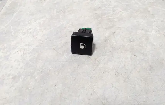 Peugeot 407 Fuel tank opening switch 96531174XT