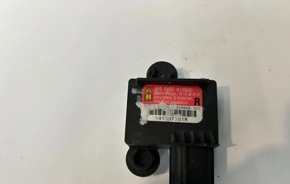 Toyota Yaris Airbag deployment crash/impact sensor 898600D030 209999101