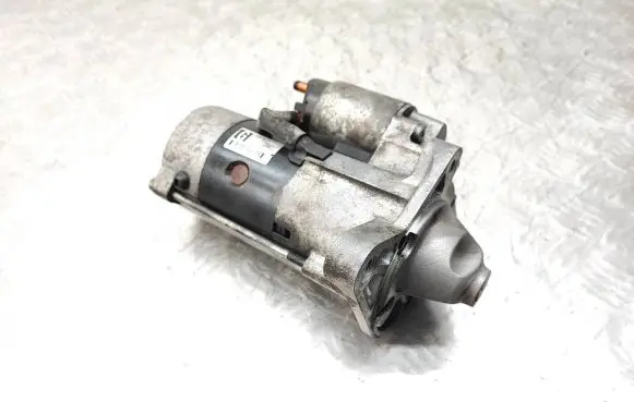 Mazda 6 Starter motor M002T88671 RF5C