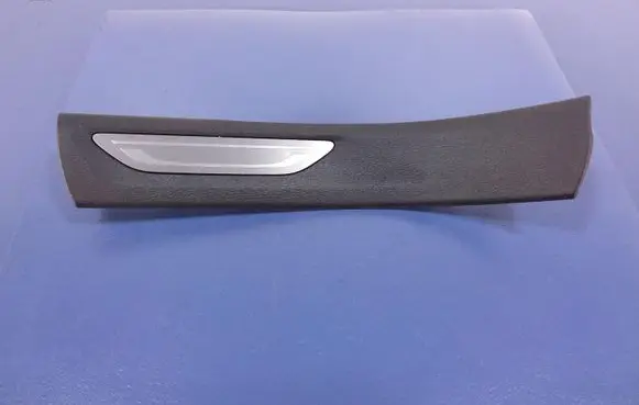 BMW X6M F86 Other sill/pillar trim element 7382255