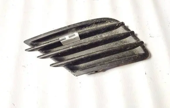 Peugeot 207 Front bumper lower grill