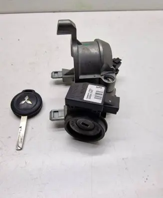 Mitsubishi Colt Ignition lock MR587813 5WK45107