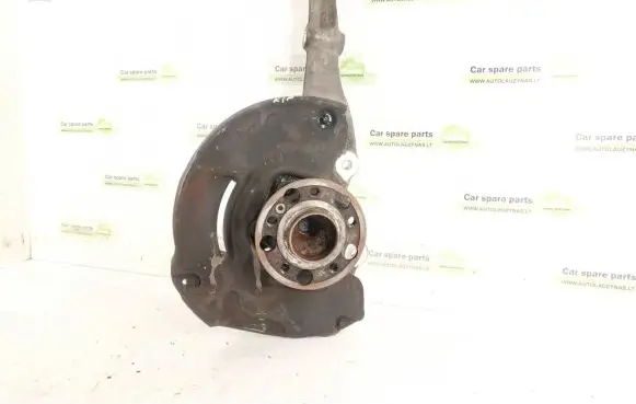 Mercedes-Benz S C217 Front wheel hub 2223321901 2223340000