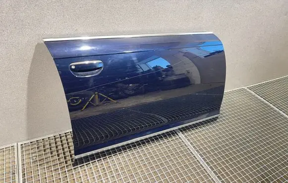 Audi A6 S6 C6 4F Front door 