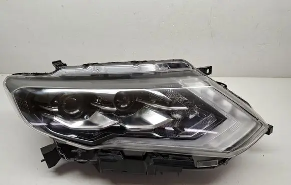 Nissan X-Trail T32 Headlight/headlamp 260106FP8B