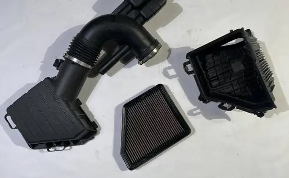 Intake resonator
