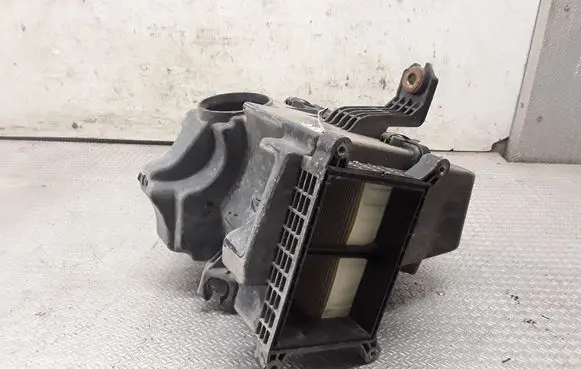 Hyundai Sonata Air filter box